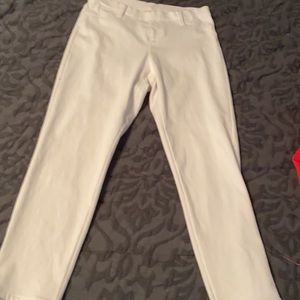 White Capri jegging material (stretch) size medium
